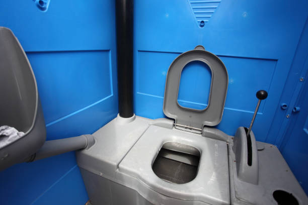 Porta potty delivery and setup in Carbondale, IL